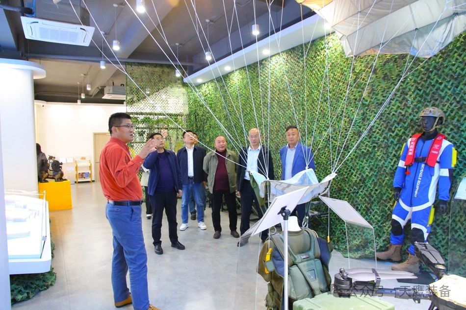 安庆市迎江区向导一行莅临创世大发装备交流考察(图2)